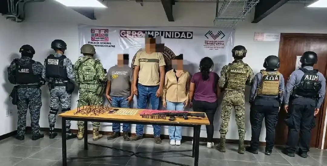 Detienen al jefe del CDS en Chiapas durante operativo en la autopista a Tuxtla
